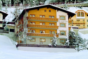 Hotel Garni Val-Sinestra, Ischgl, Österreich
